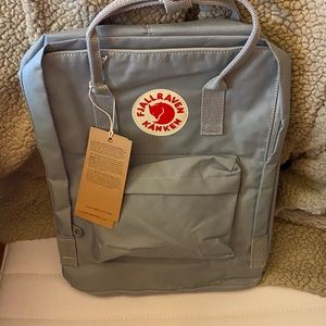 Fjallraven Kanken Backpack Classic Grey brand new